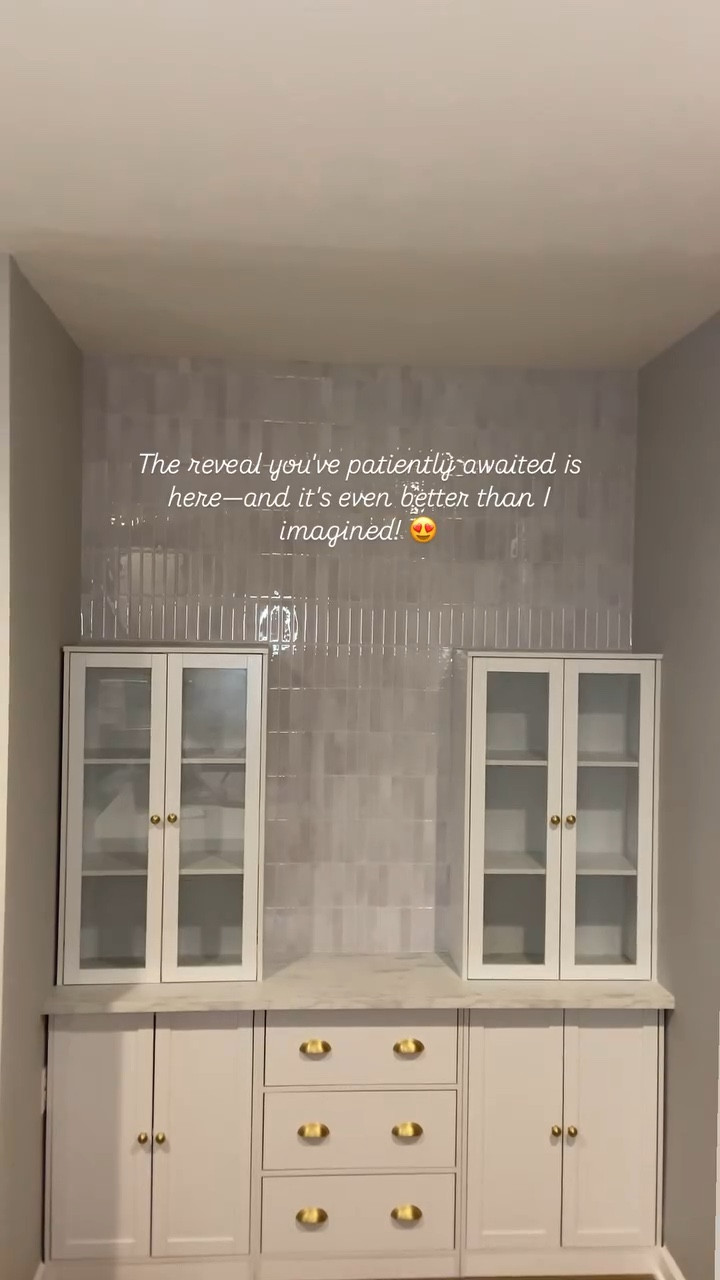 it’s finally here & it’s EVERYTHING ✨

Pantry -> Butlers Pantry: part 4! 

Next up: 
▫️Floating shelves
▫️light fixtures 
▫️cover up gaps on sides 

We are so close to the finish line 🏁

Follow along to see final reveal & more 👇🏻

DIY | home decor | styling inspo | interior design