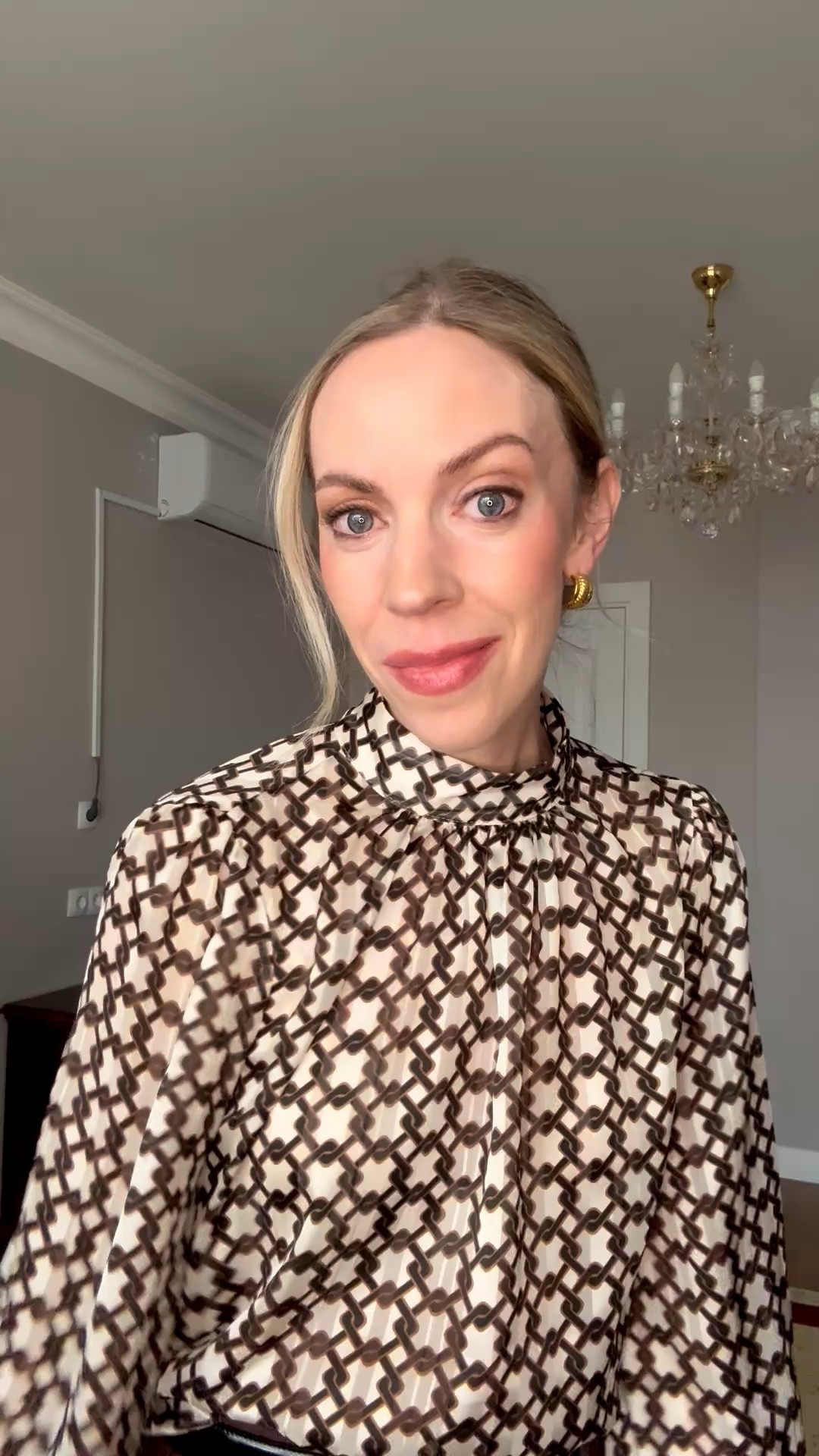 Work wear look, ootd, H&M workwear, brown jeans, western ankle boots, office style

#LTKWorkwear #LTKSaleAlert #LTKFindsUnder50