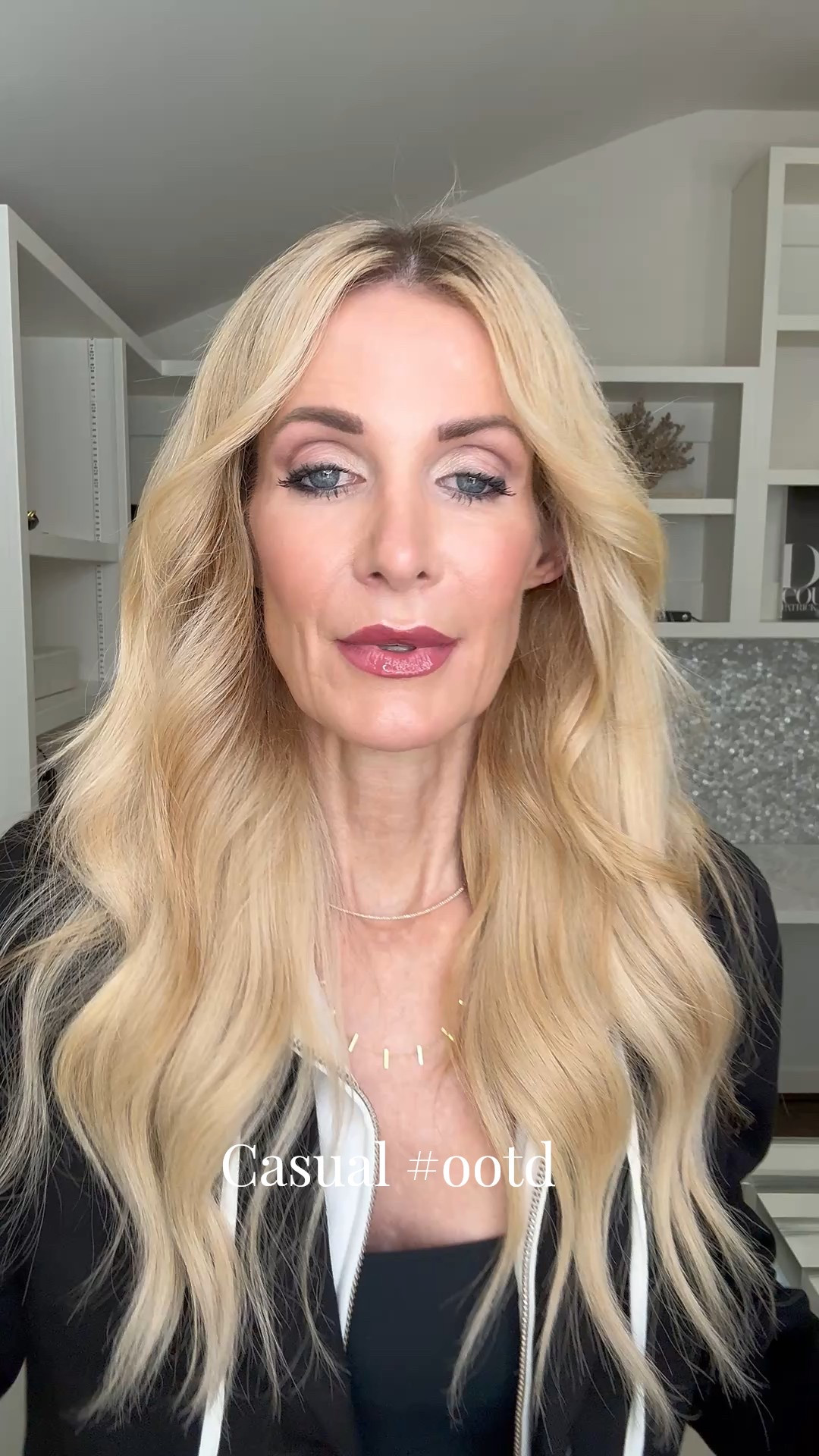 Cropped black blazer + bodysuit + high-waisted Levi’s cinch waist jeans = the easiest tall + slim outfit formula. I love the hoodie insert detail because it makes this look feel elevated but still casual. Finished it off with a silver belt, a pop of blue with the handbag, and the cutest metallic sneakers. XS in blazer, 24 in jeans. 

 

#LTKootd #LTKOver40 #LTKPetite