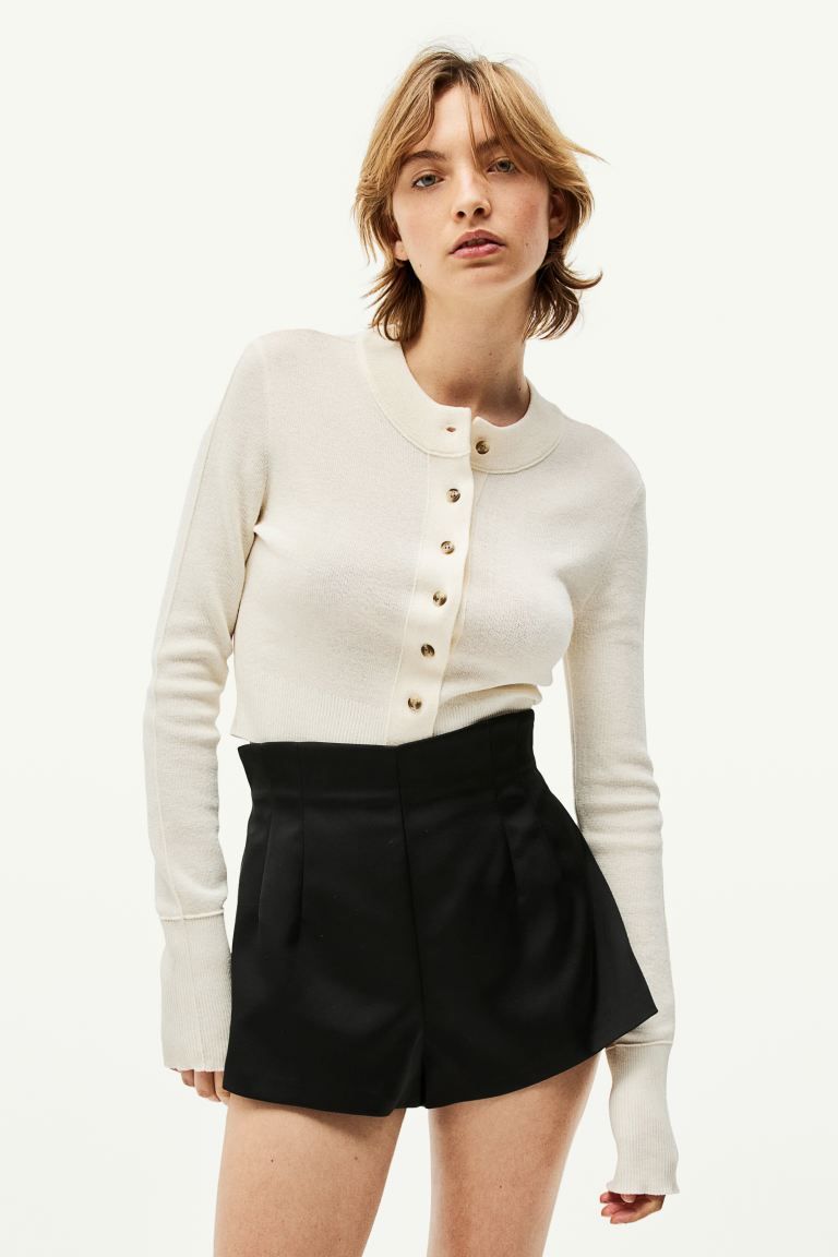 Shiny twill mini shorts | H&M (UK, MY, IN, SG, PH, TW, HK)