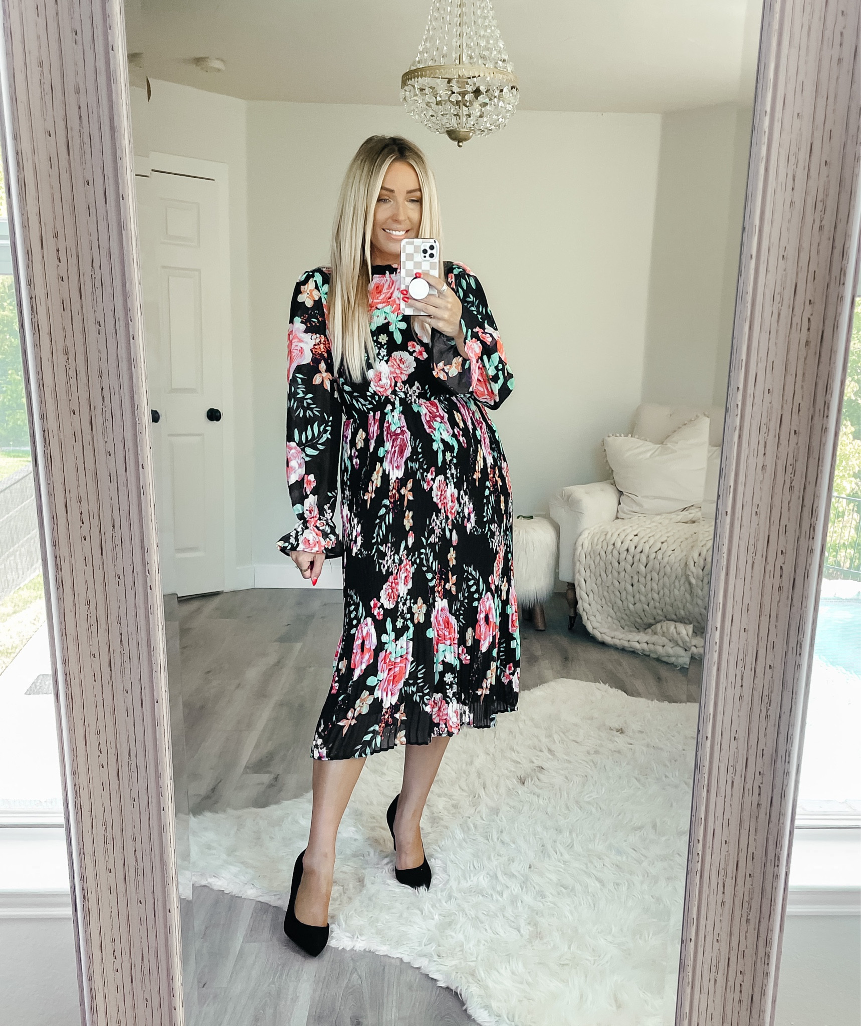 Dress fits TTS, wear medium. Fall fashion. Fall outfits. Game day outfit. Jeans. Boots. Western boots. Nashville outfits. Western outfit. Holiday party. Christmas party. Fall family photos outfit. Cocktail dress. Wedding guest dress . LBD


#LTKHoliday #LTKwedding