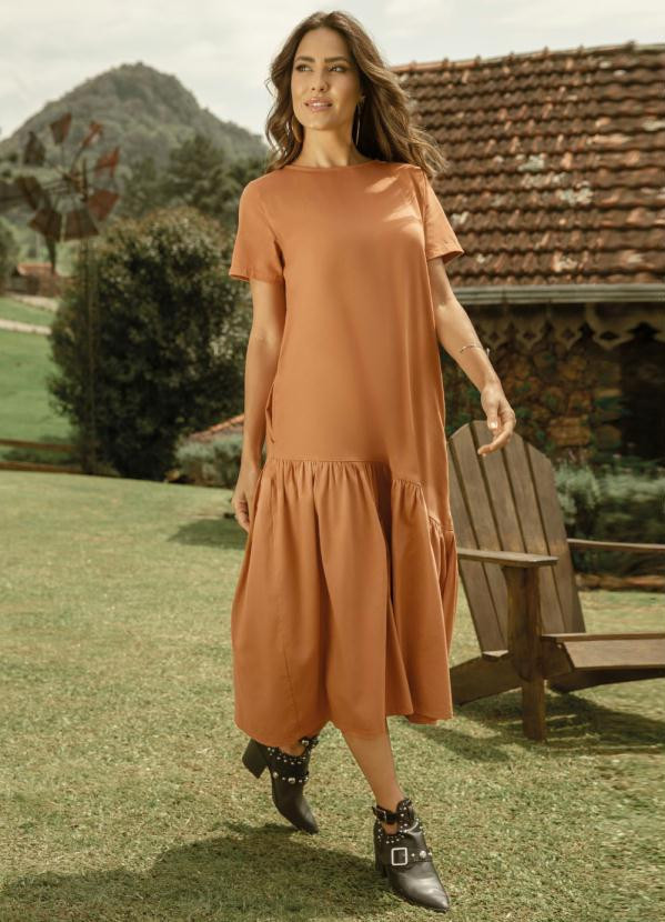 Quintess - Vestido Ferrugem com Bolsos e Barra Assimétrica | Posthaus (BR)