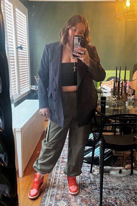 Quick fit for a day out in Chicago - tube top with blazer, cargos, & sneakers 

#LTKcurves