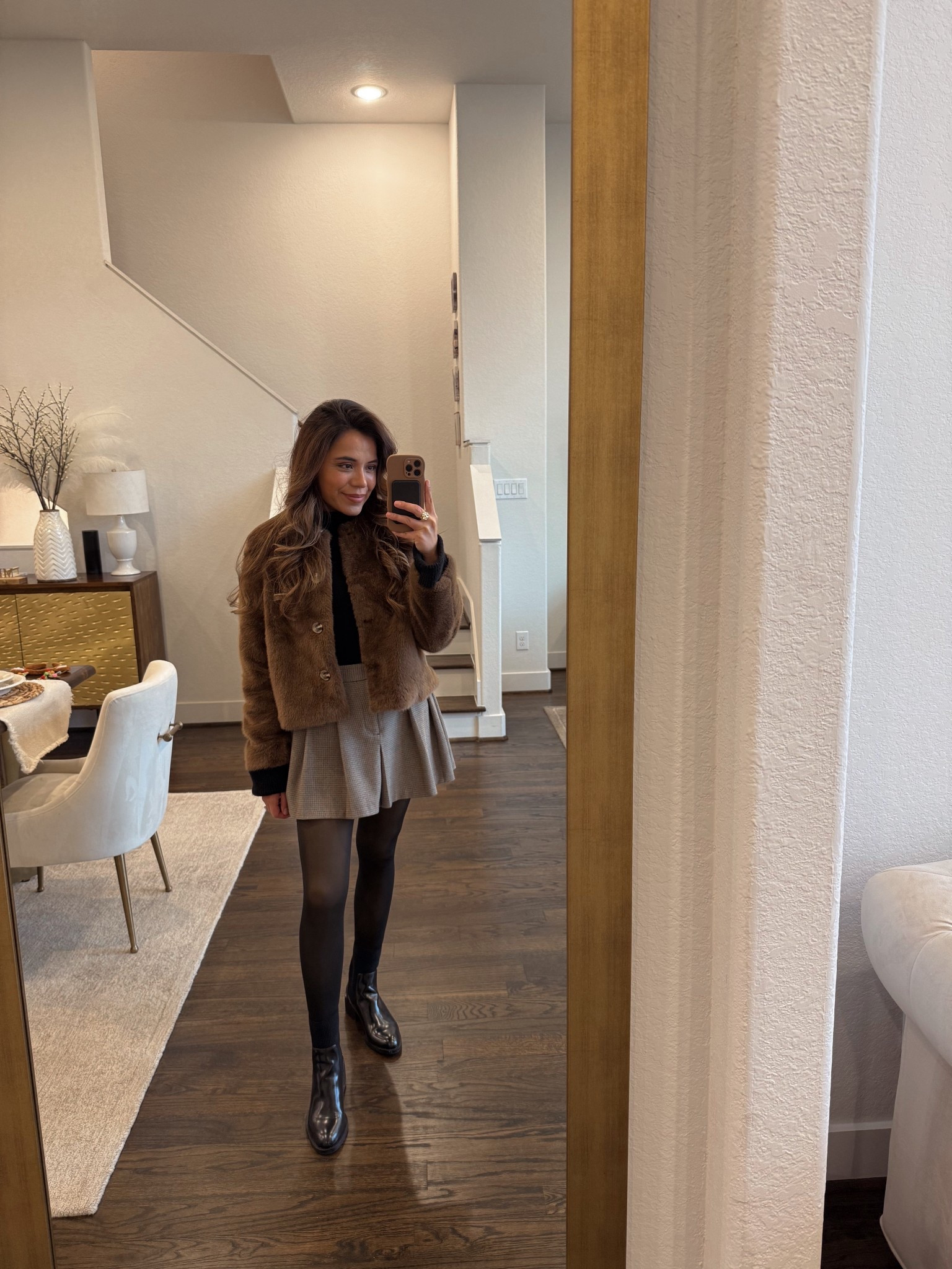 winter outfit idea 🤎☕️🧸

winter outfits women | winter coat | teddy jacket | brown coat

#LTKFindsUnder100 #LTKSeasonal