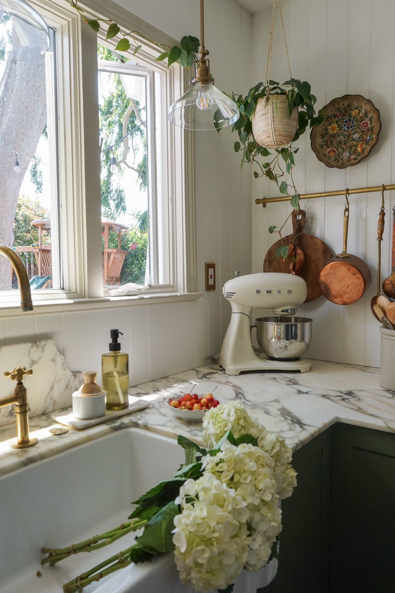 A little corner of my kitchen
-
Home decor. Kitchen decor. Smeg. Hanging plants. Kitchen sink. Kitchen utensils. Rattan basket. Rattan hanging basket. Marble serving bowl. 

#LTKFind #LTKhome #LTKstyletip