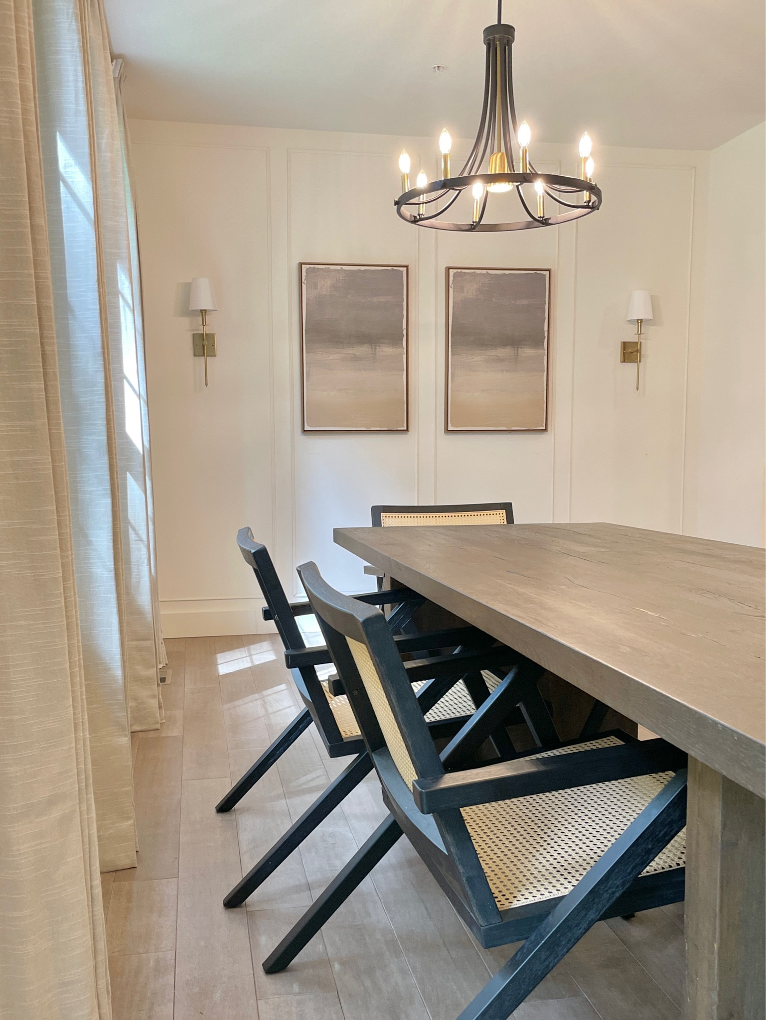 Modern dining room! ❤️❤️

#LTKfindsunder50 #LTKhome #LTKfindsunder100