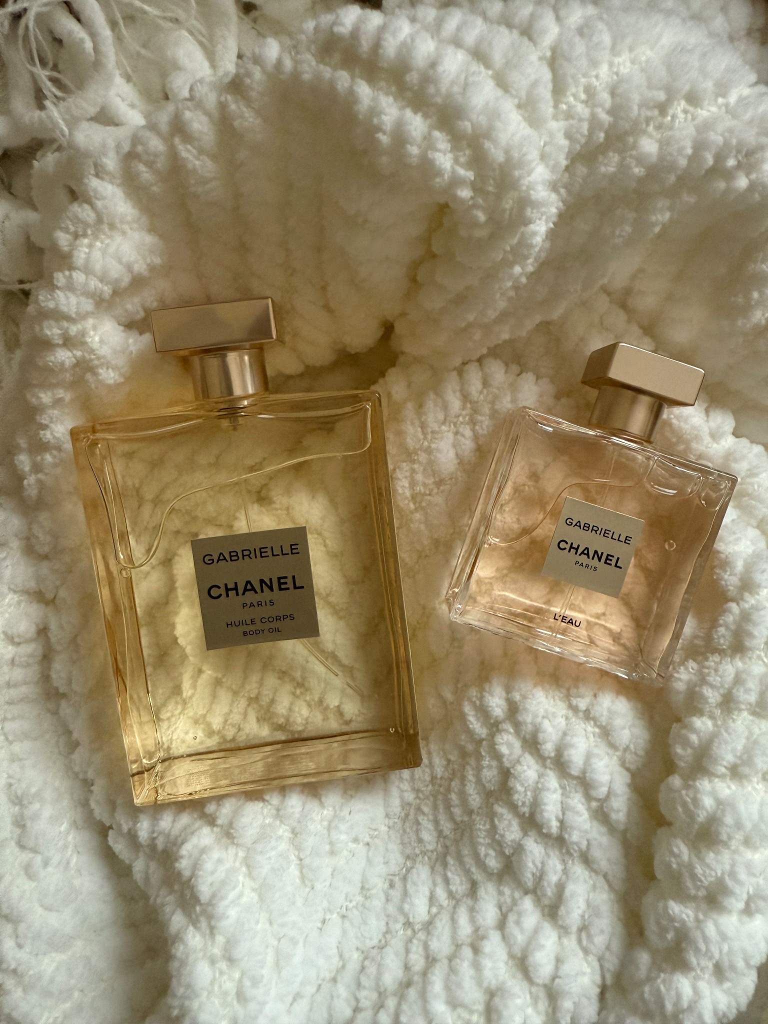 Gabrielle? She’s the moment. The summer version is light, fresh, and anything but mature.

Layer the body oil and perfume and thank me later. The sillage is straight up luxury.
#chanelgabrielle

#LTKBeauty