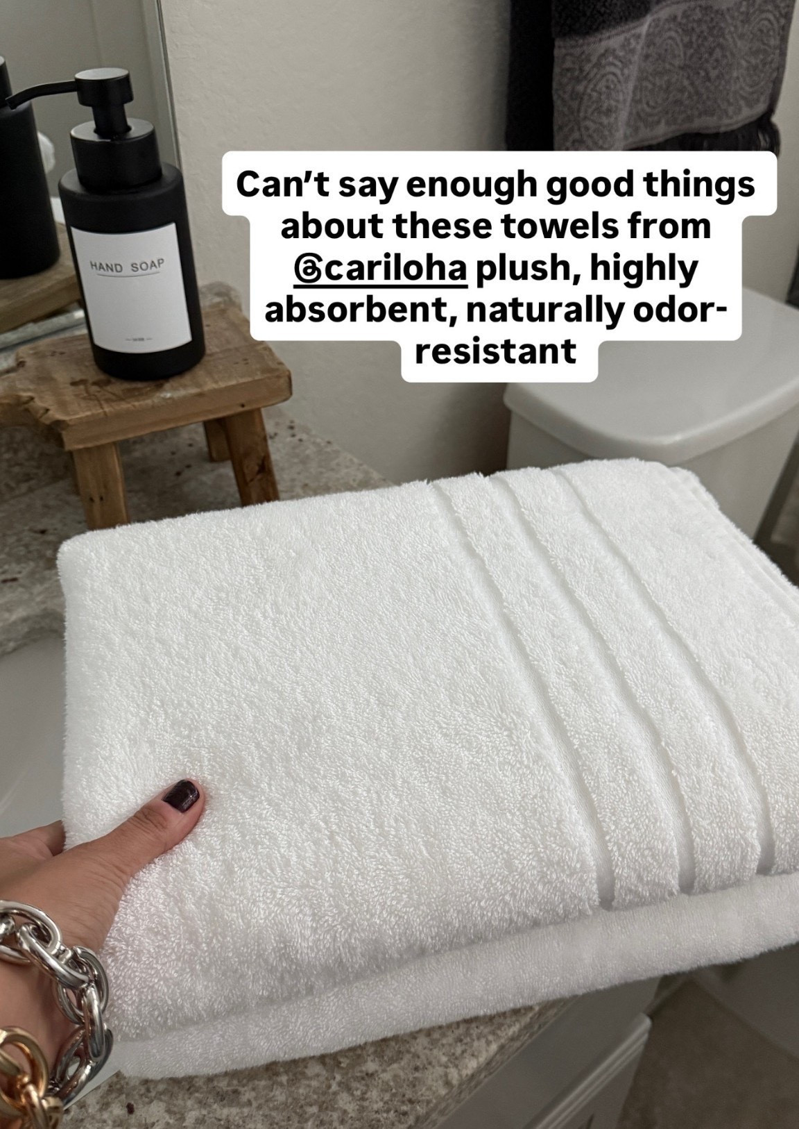 These Cariloha bamboo towels are SO plush!! 🤍 I love how soft and absorbent they are, plus they’re naturally odor resistant. Such a good upgrade for your everyday bathroom essentials! @cariloha #ad #livecariloha

Cariloha towels, bamboo bath towels, plush towels, soft bath towels, absorbent towels, odor resistant towels, luxury bathroom essentials, bathroom upgrade, bamboo towels, Cariloha home, bathroom favorites, JulieFranks