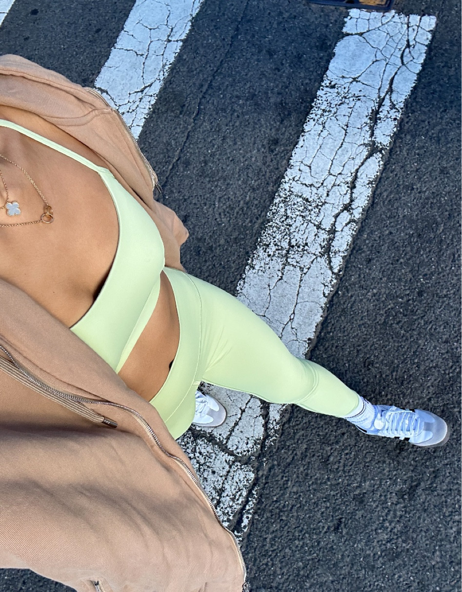 omw to the gym 🏋🏻

#LTKU #LTKfitness #LTKSeasonal