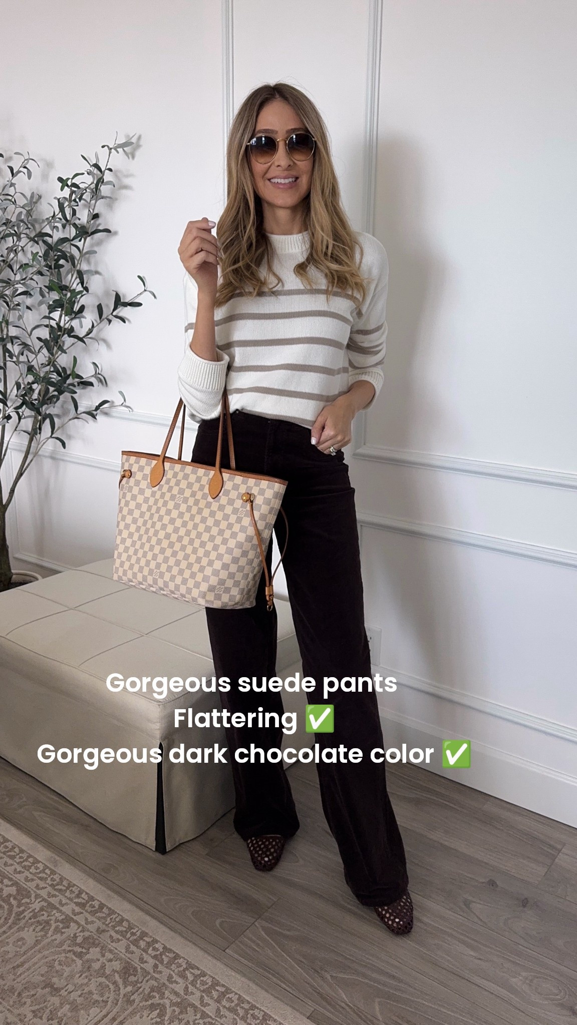 Gorgeous dark chocolate suede pants 
Flattering and stylish 
Runs tts , wearing a size small long version 


#LTKStyleTip #LTKOver40 #LTKTravel