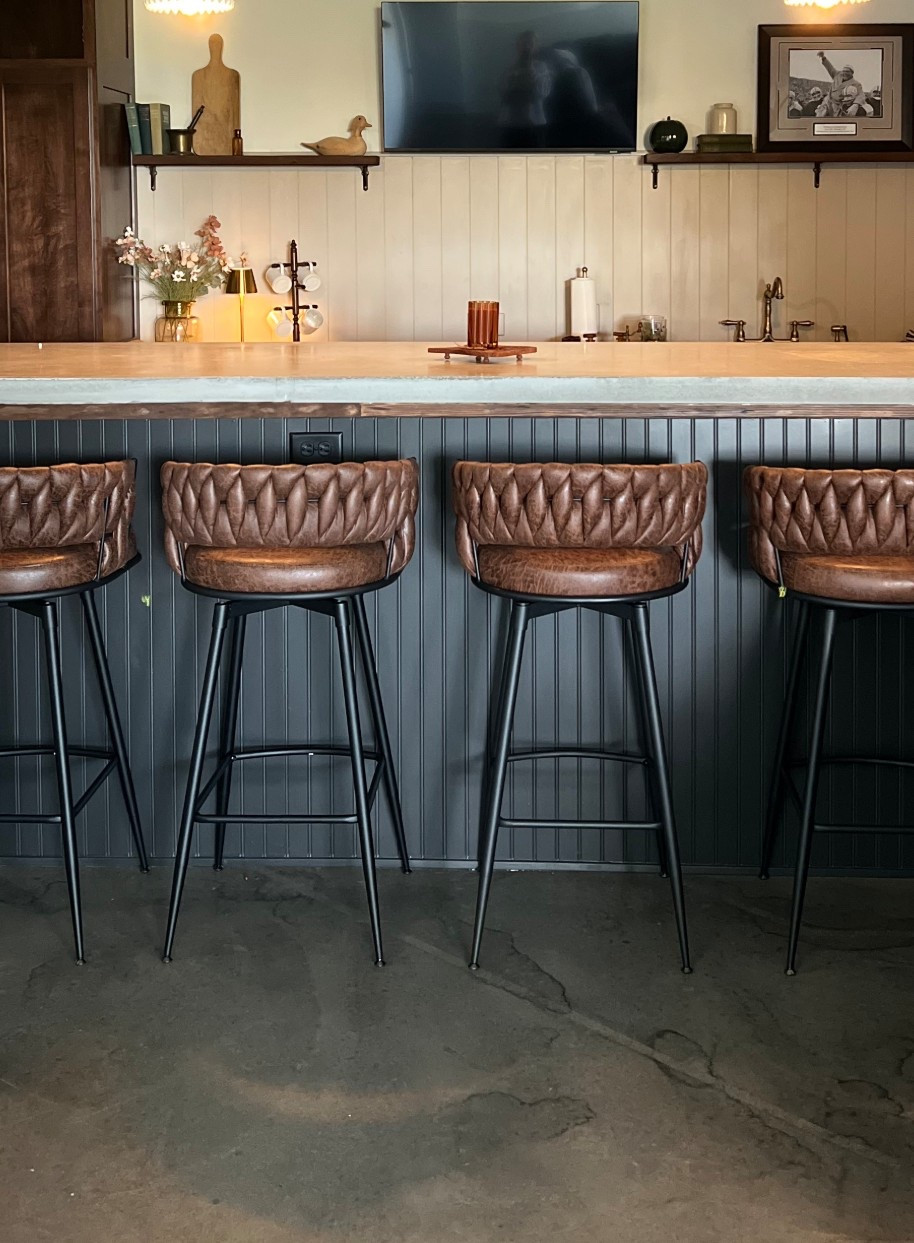 Barstools. 

MCM, bar, seating

#LTKSeasonal #LTKHome #LTKStyleTip