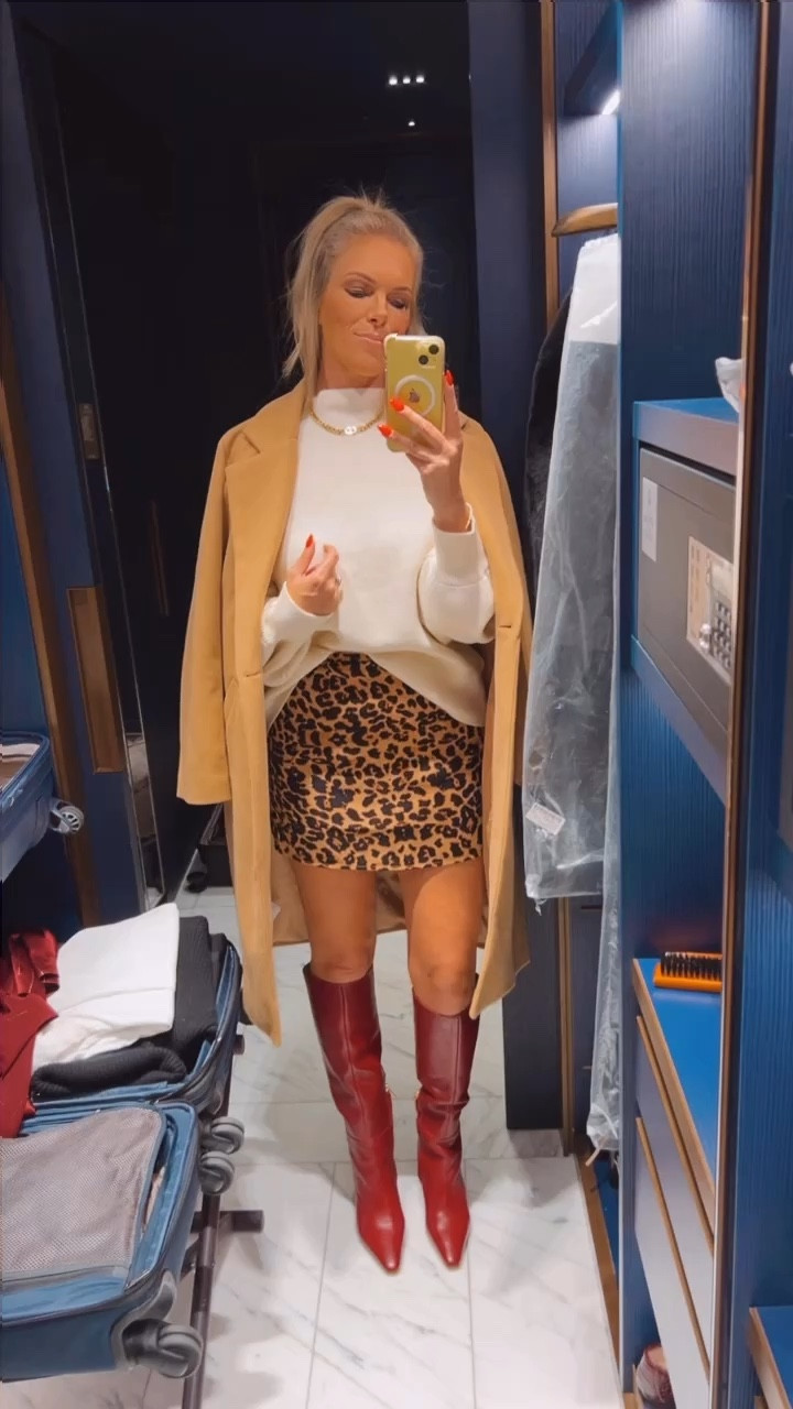 Code CASSIESAVE25 for 25% off your entire order! 

#LTKOver40 #LTKVideo #LTKTravel