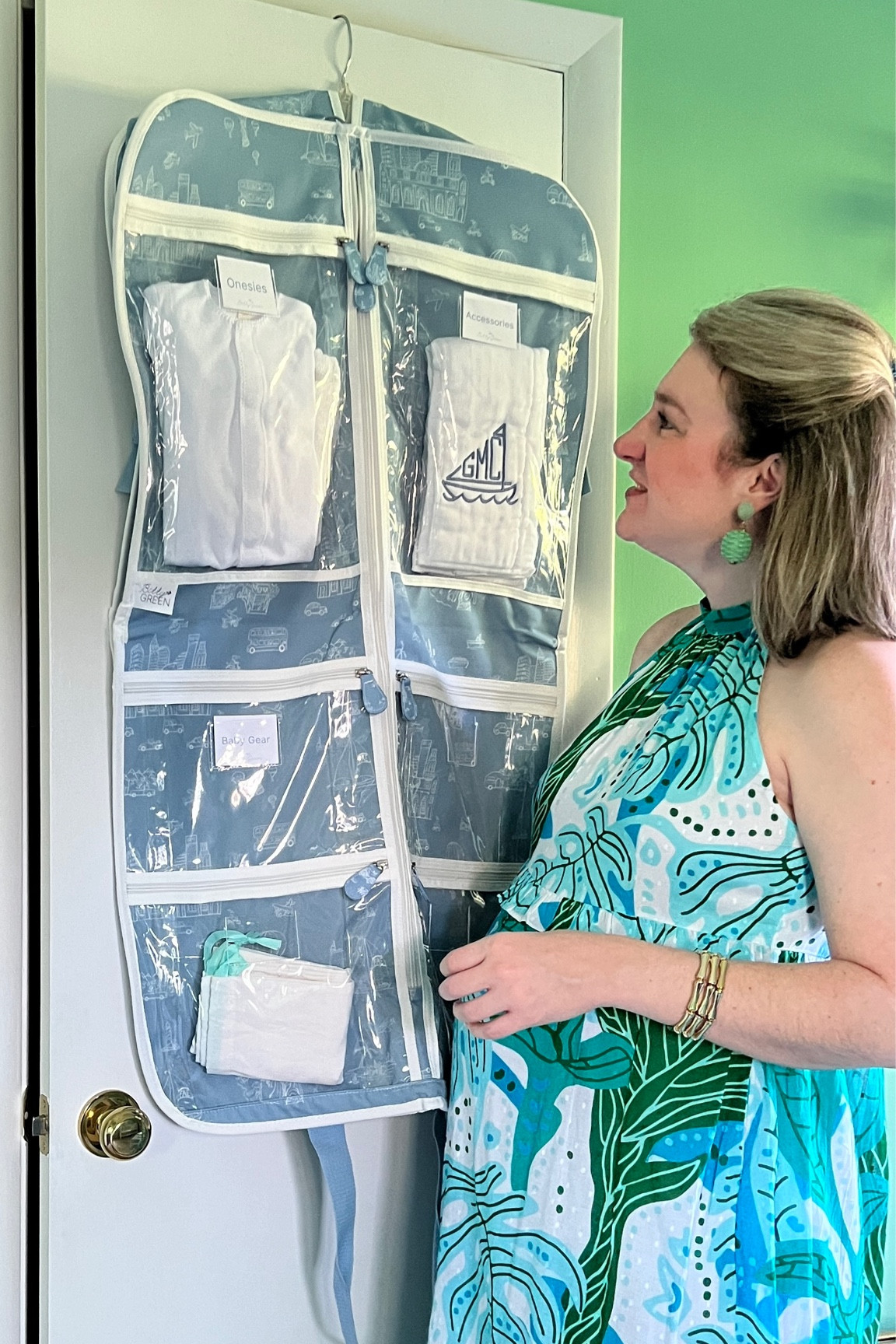 I love anything that’s clear, labels and keeps me organized! This children’s garment bag is a must have! Use dixon10 for discount! 

#LTKKids #LTKTravel #LTKBaby