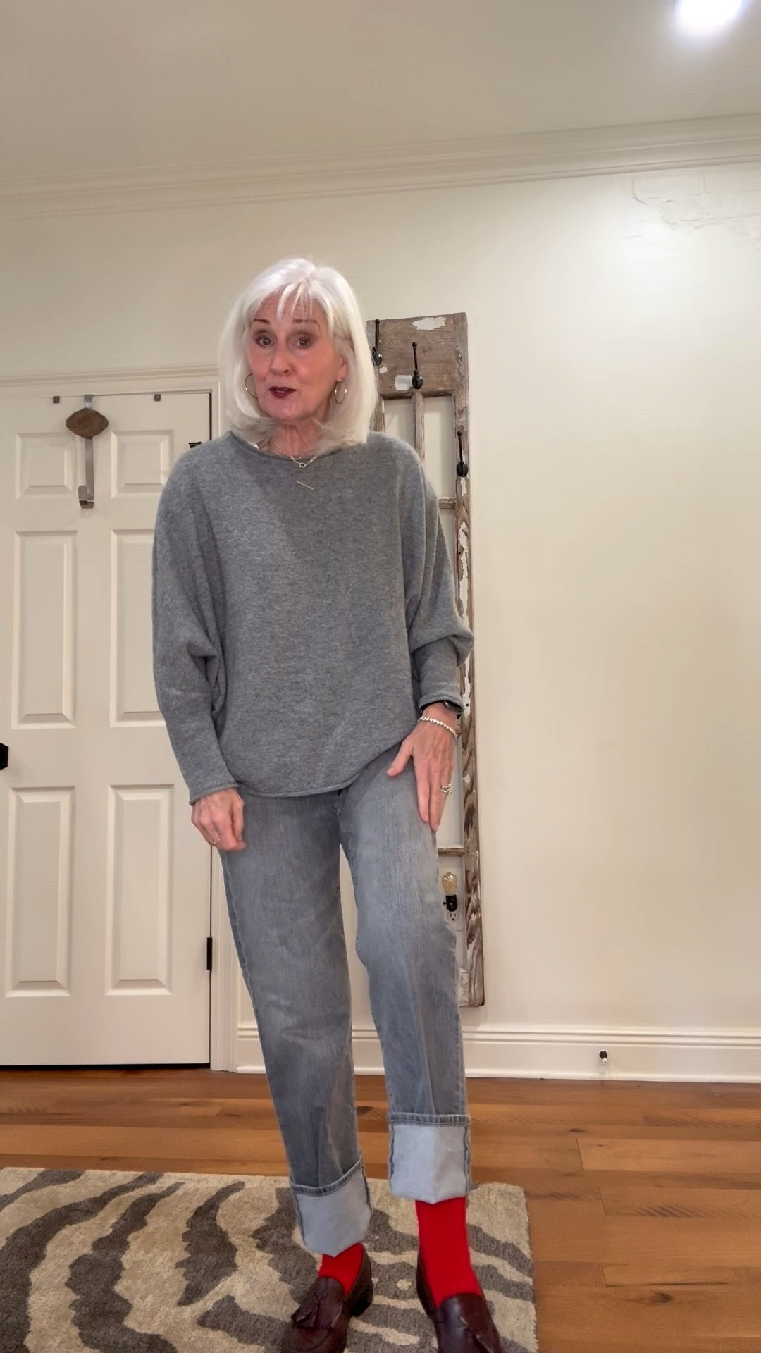 A monochromatic look for a busy day of cooking, cleaning, and decorating !

#LTKHoliday #LTKMidsize #LTKdayinmylife