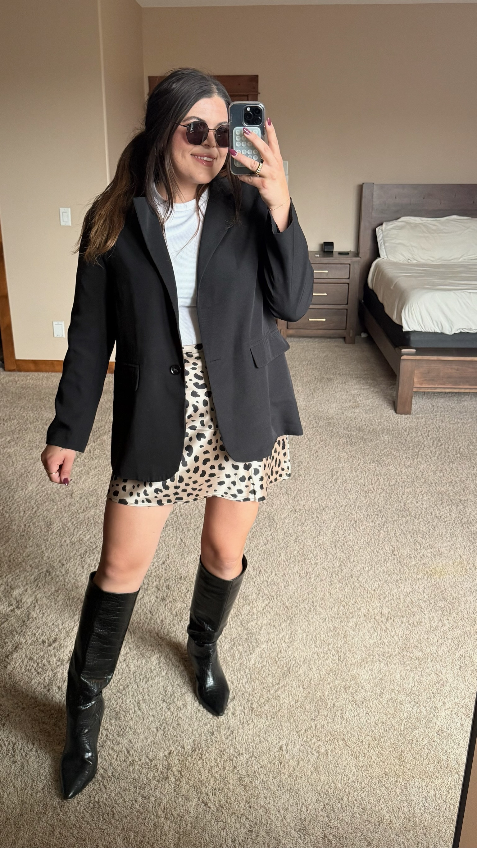 Chic fall outfit idea for everyday wear featuring cozy layers and timeless staples. Perfect for casual outings and easy to style for any autumn day.

fall outfit, everyday fashion, casual style, autumn wardrobe, cozy layers, timeless pieces, effortless look, seasonal essentials, versatile style.

#LTKMidsize #LTKFindsUnder50 #LTKStyleTip