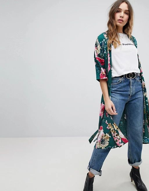 Only – Mit Blumen bedruckter Kimono | Asos DE