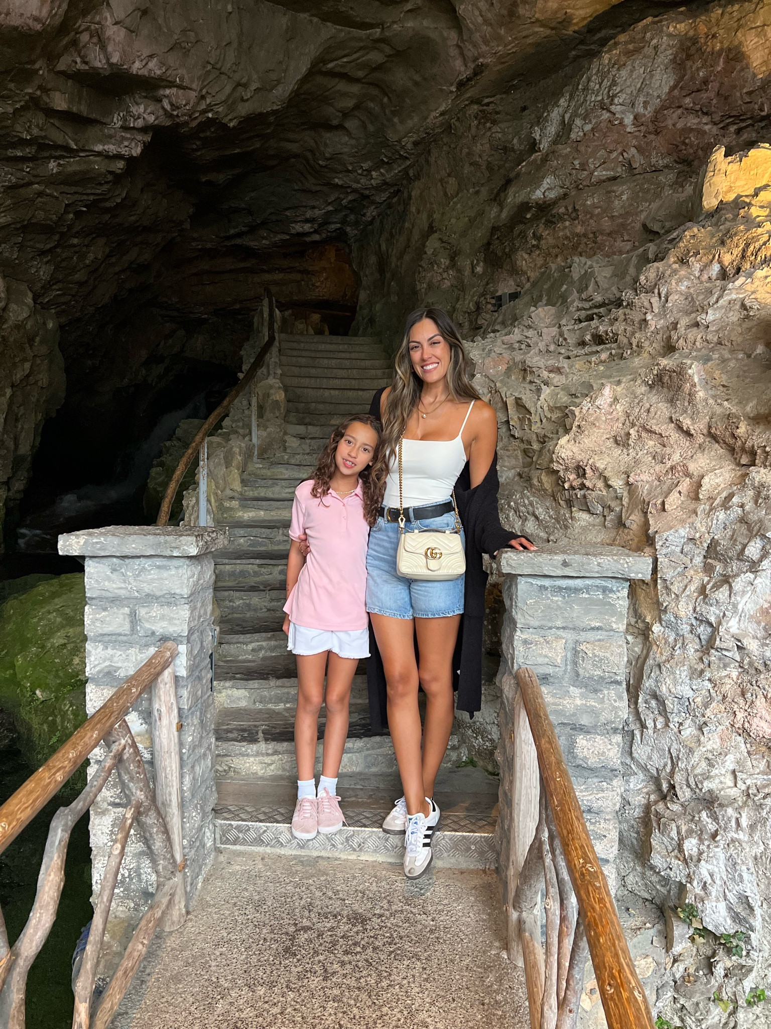 Small bodysuit
XS or 25 shorts 