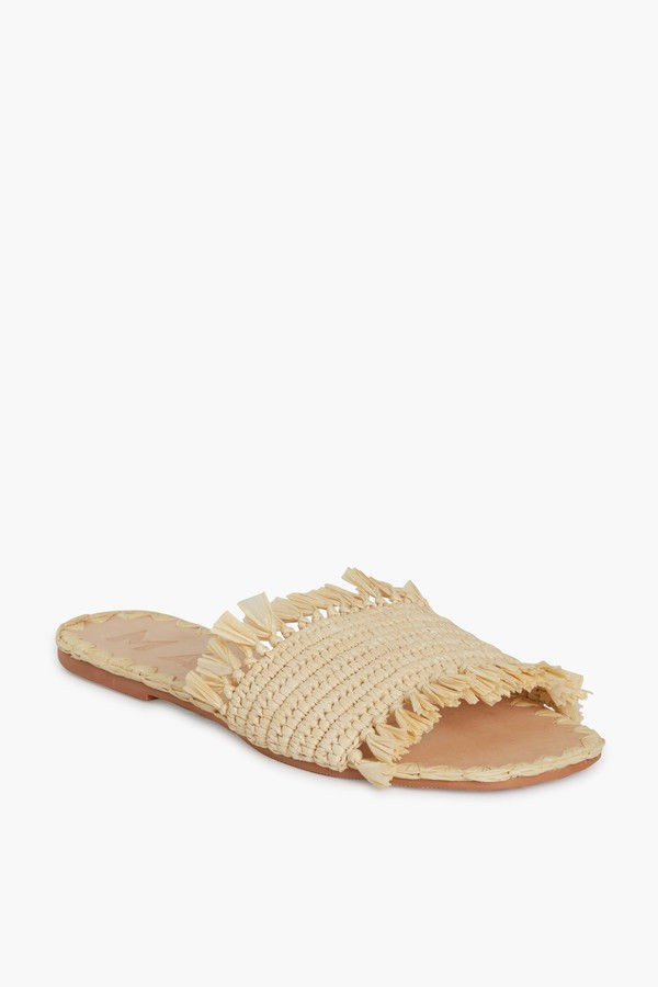 Natural Fringed Knots Raffia Sandals | Tuckernuck (US)