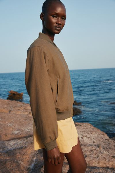 Linen-blend bomber jacket - Dark khaki green - Ladies | H&M GB | H&M (UK, MY, IN, SG, PH, TW, HK)