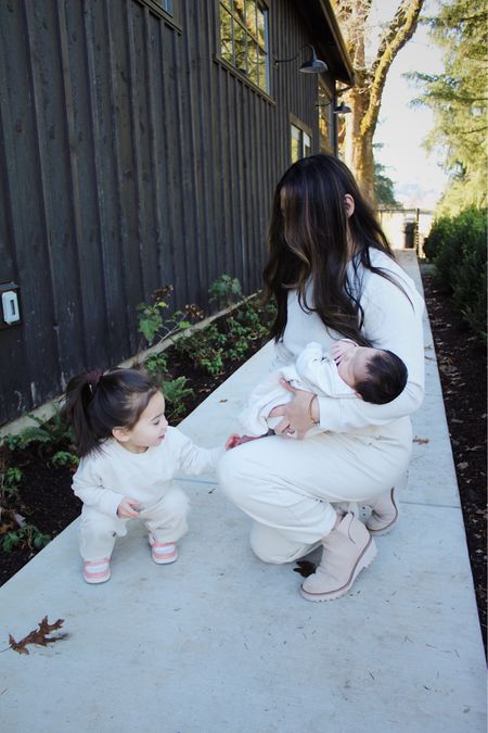 my favorite postpartum look: shophartland organic cotton sweatsuits from thetot! We also can’t get over how fun it is to match! Buy any 2, save 25% sale is going on right now for the sets, +  use my code* “amandajhoustonDEC” for 10% off!



- - - - - - 
#thetotambassador #totmama 
#toddlers #toddlerstyle #momstyle #matching #newmom 


#LTKfamily #LTKkids #LTKbaby
