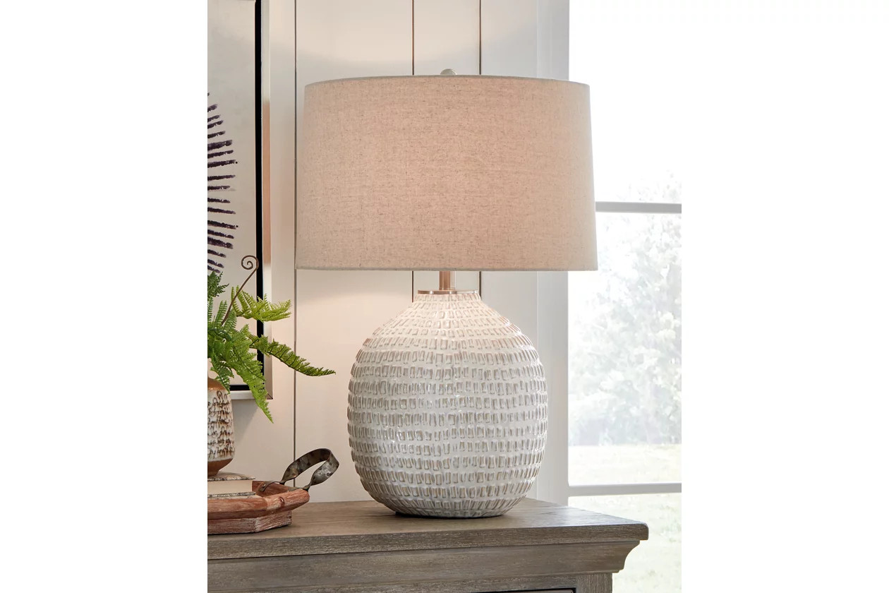 Jamon Table Lamp | Ashley Homestore