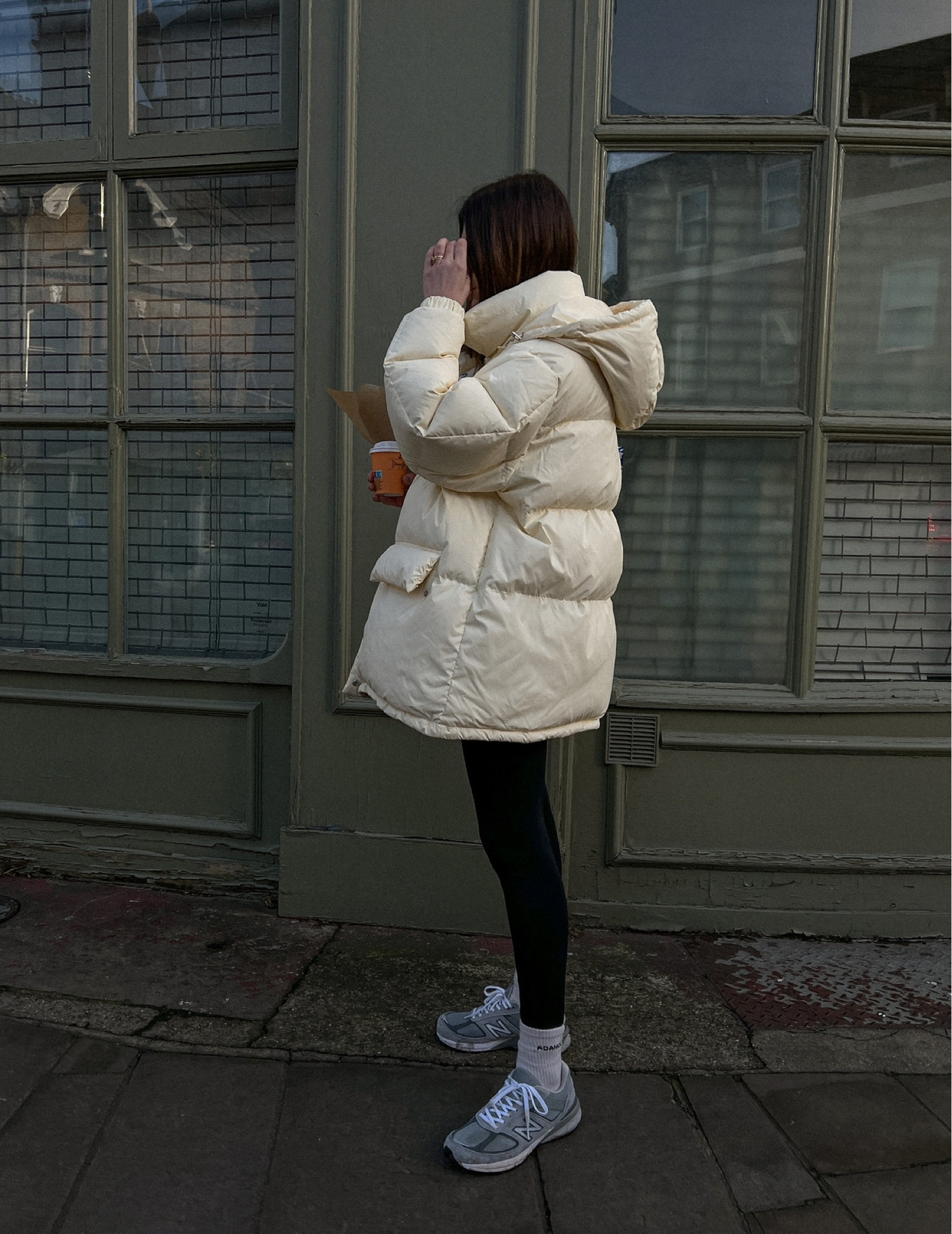 Puffer jacket, black leggings, new balance trainers, beige socks

#LTKSeasonal #LTKeurope #LTKstyletip