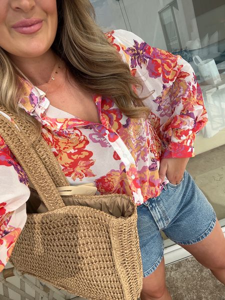 cabo outfit ❤️ beach outfit in December! My blouse is so cute a few sizes left. 

#LTKitbag #LTKfindsunder50