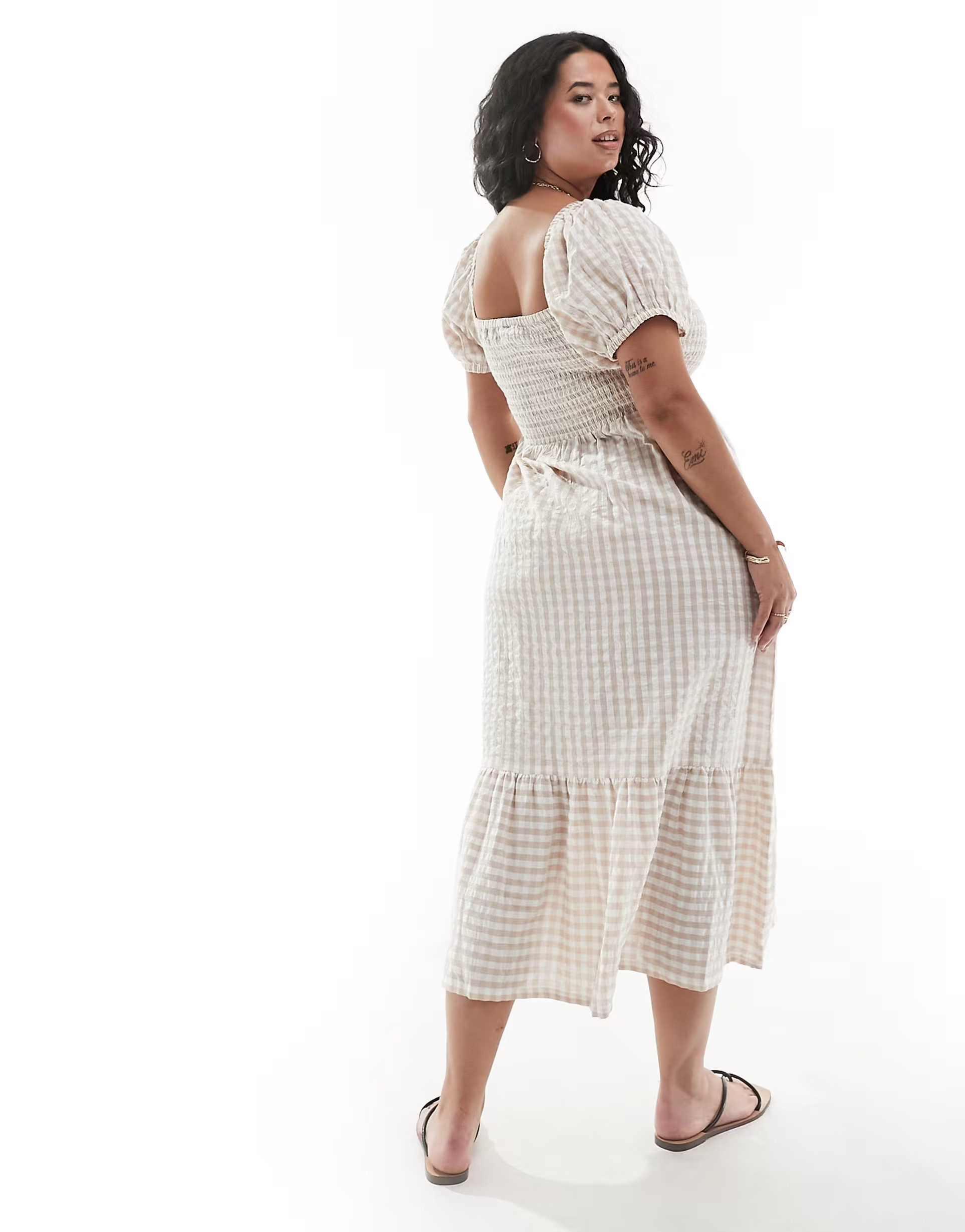 Esmee Curve ruched puff sleeve gingham maxi beach dress in beige and white  | ASOS | ASOS (Global)