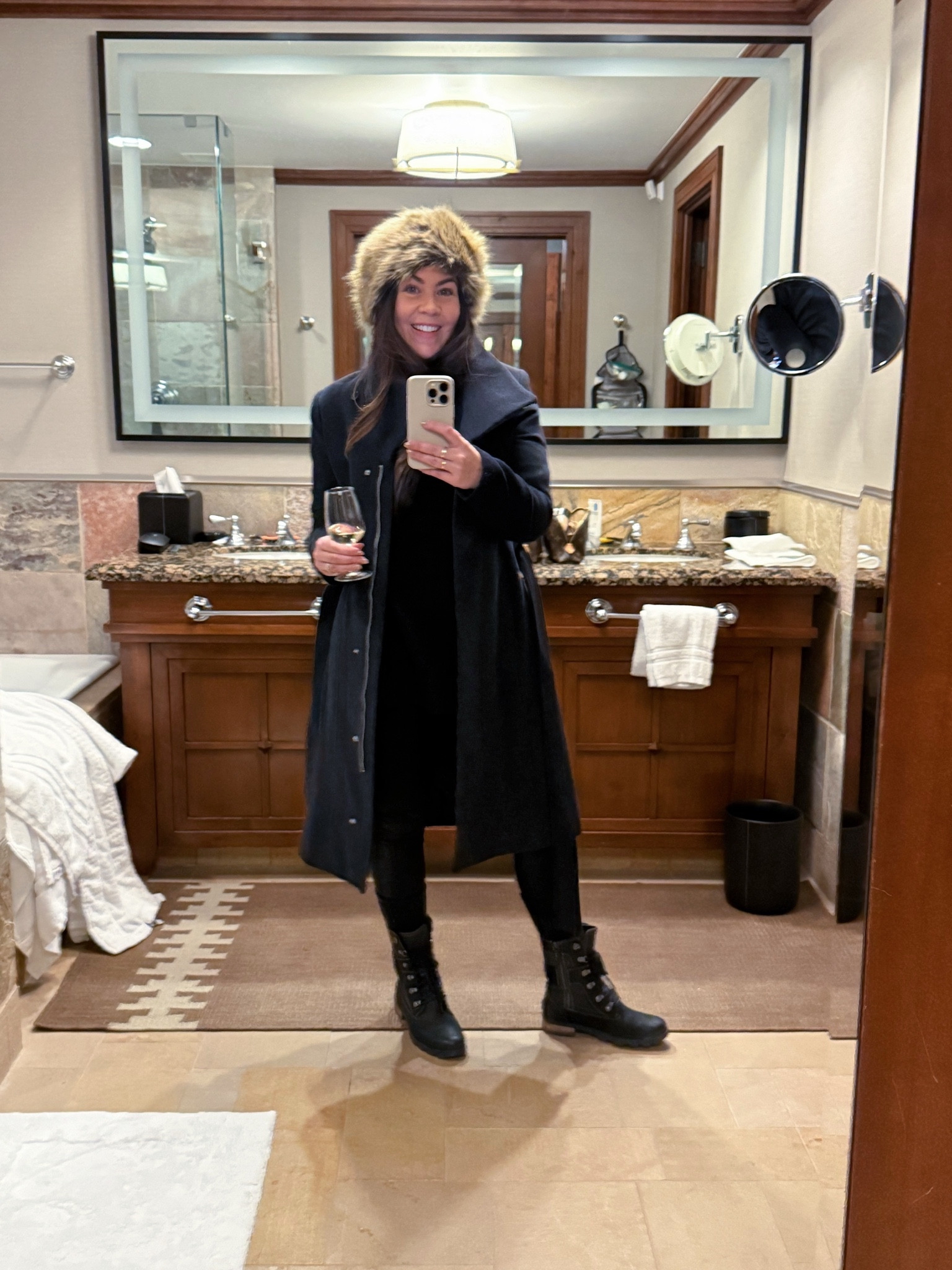 Night out in Whistler #winteroutfit #skitrip #skivacation #whistler 

#LTKSeasonal #LTKTravel