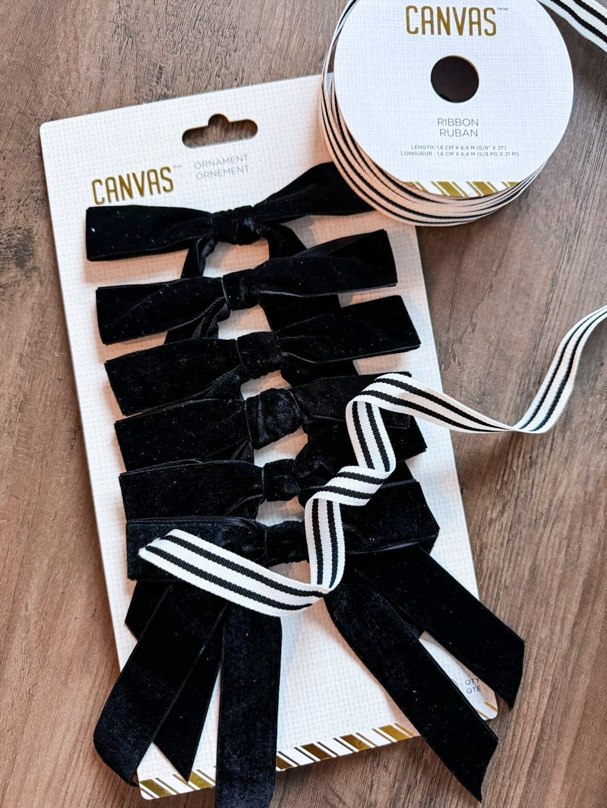 Christmas decorations

#LTKcanada #LTKsale #LTKwinter