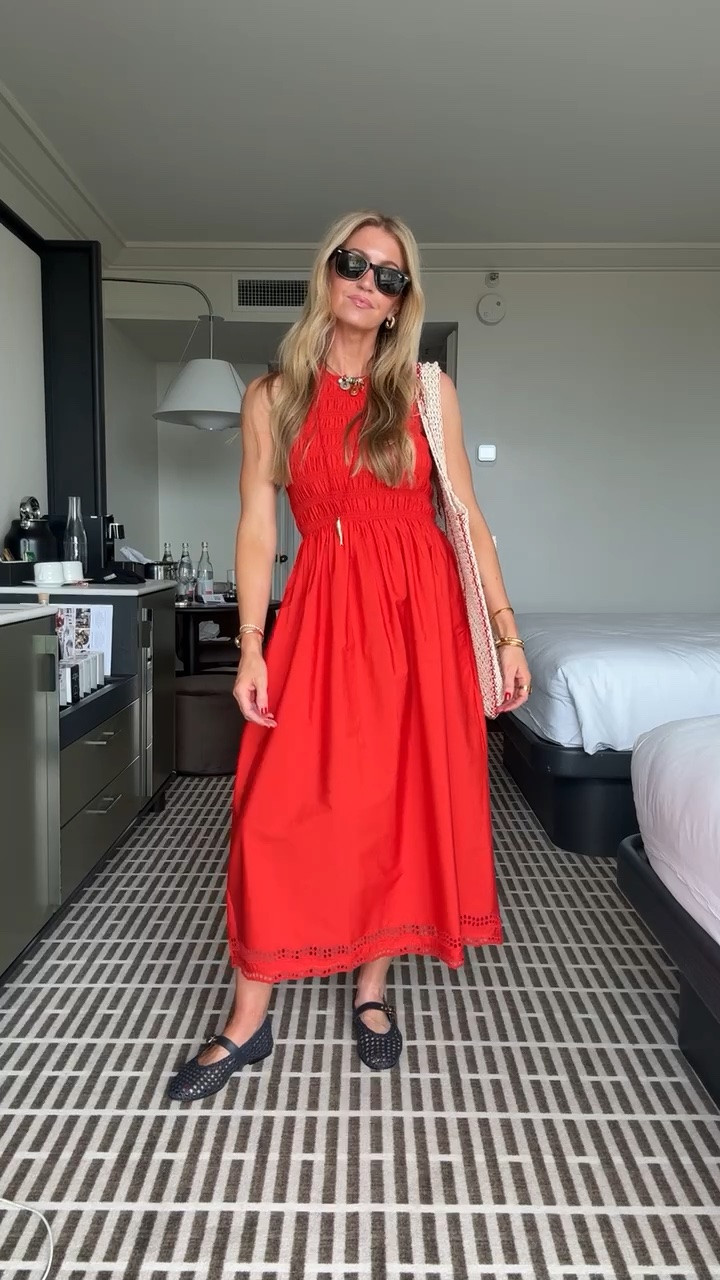 Perfect dress for the 4th! 
Runs TTS, wearing size XS

#LTKootd #LTKgrwm #LTKSeasonal