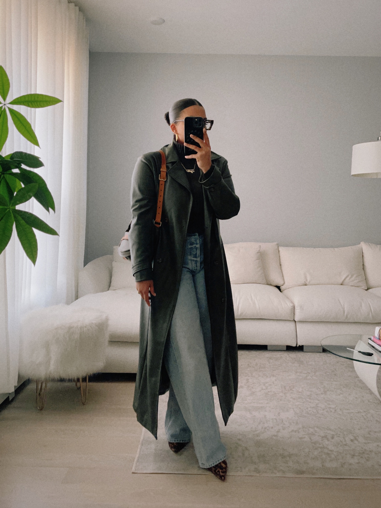 Leather trench, turtleneck, wide leg light wash jeans, leopard slingbacks

#LTKHoliday #LTKSeasonal #LTKstyletip