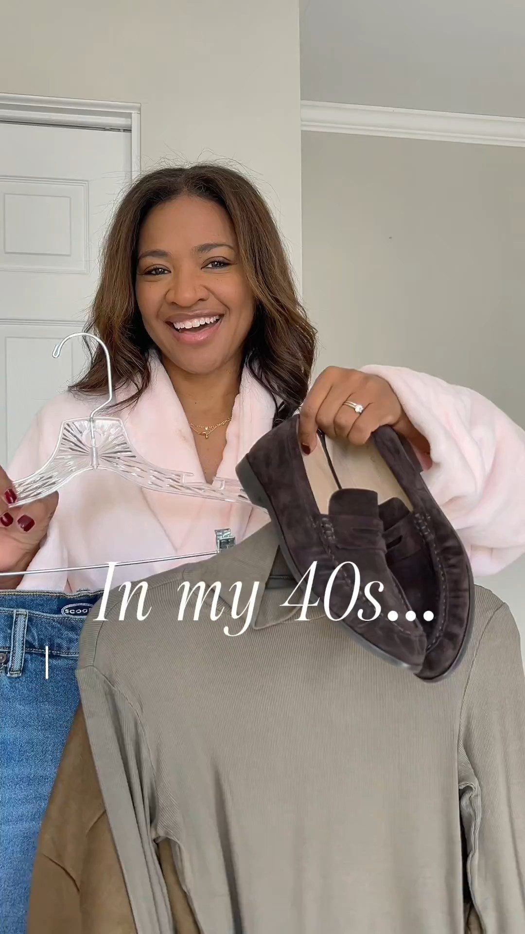 Wearing a small in everything and size 2 in the jeans. Linking similar jeans as well 

#ltkfindsunder100 #ltkover40 #ltkfindsunder50

