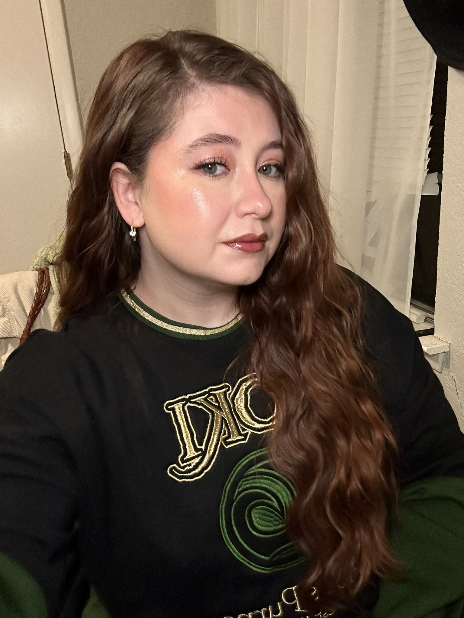 Makeup and hair details


#LTKbeauty #LTKHoliday #LTKGiftGuide