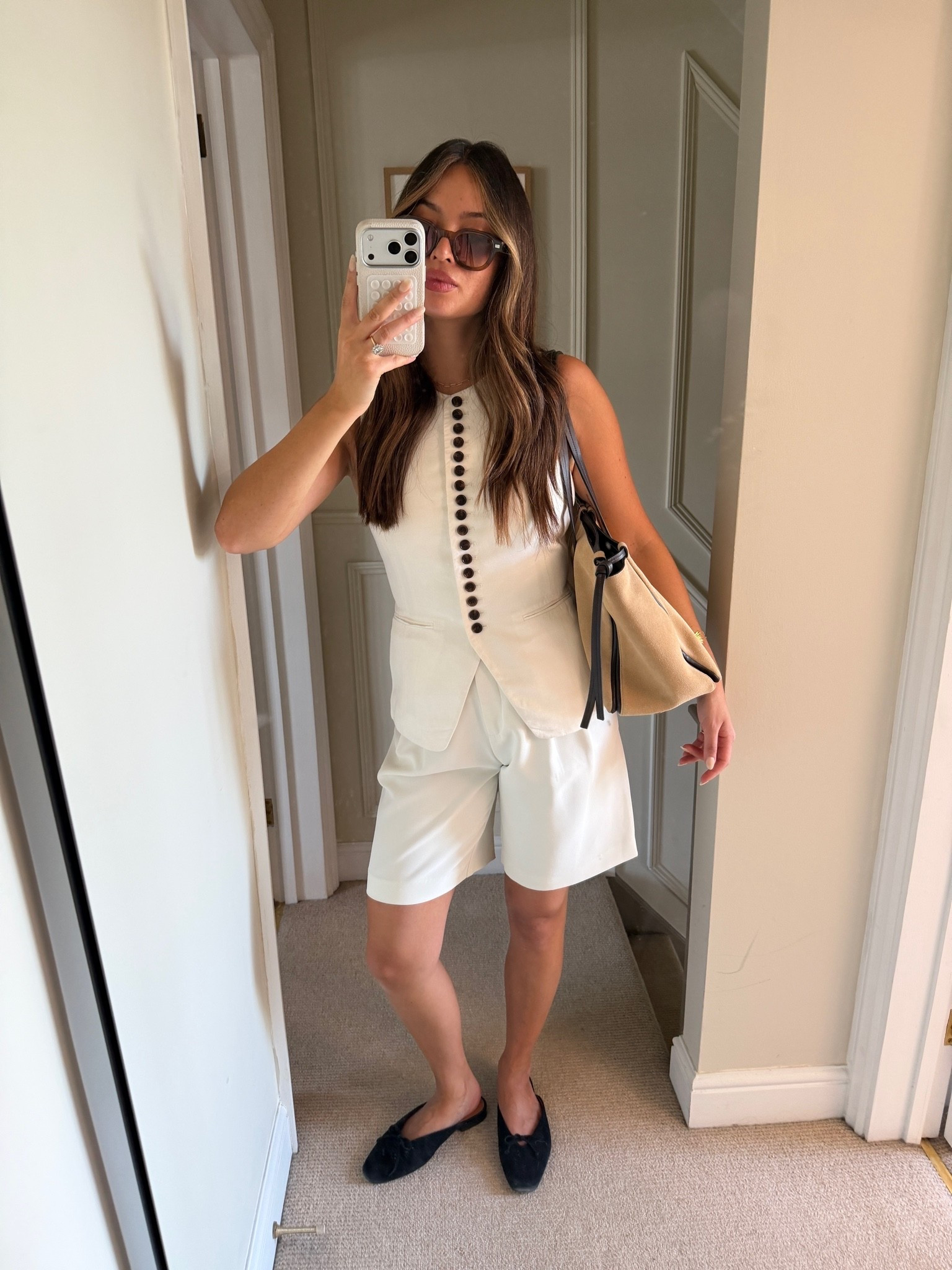 let the waistcoat do the talking 👀🪩 #mintvelvet #summerworkwear

#LTKsummer #LTKworkwear