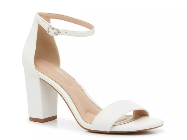 Kelly & Katie Hailee Sandal | DSW