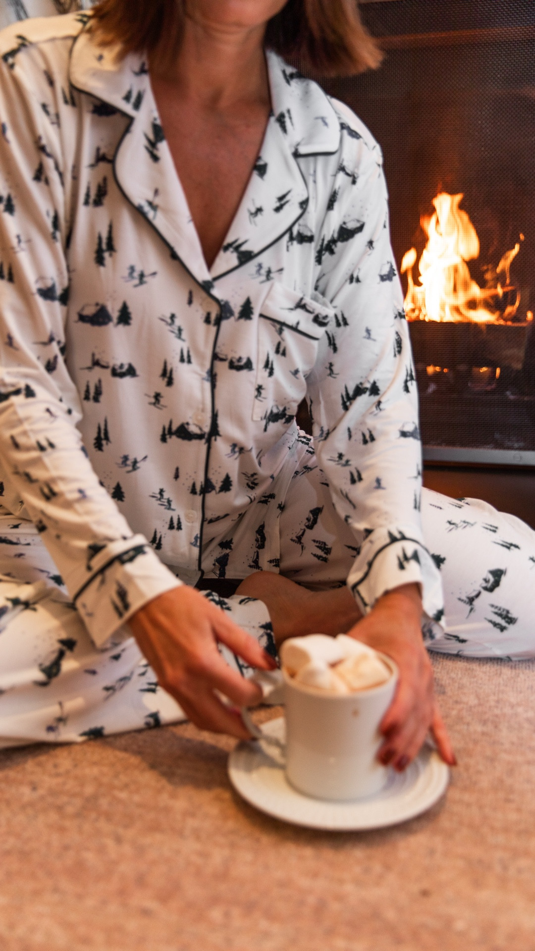 My 2 new favorite pjs I’ll be wearing this holiday season @bloomingdales 🕎🌲🕎
And remember… It’s almost Black Friday: Take 25% off thousands of regular-price styles, including new arrivals. Ends 11/30.  #bloomingdales #ad


#LTKGiftGuide #LTKOver40 #LTKHoliday