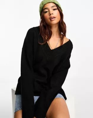 Pimkie wool mix longline v neck jumper in black | ASOS (Global)
