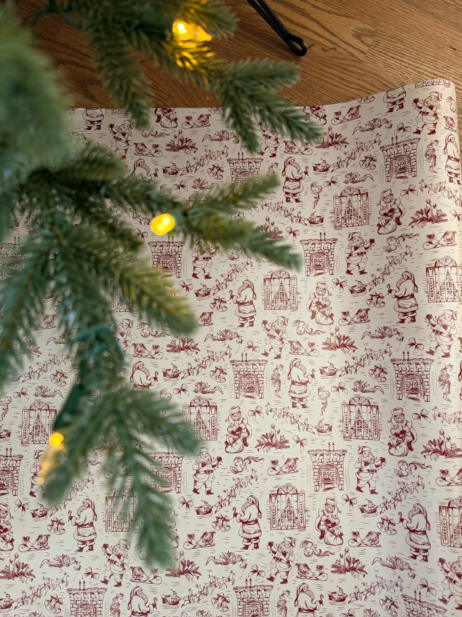 This stunning wrapping paper is so cute and festive! It’s $5 and you get a big roll!

#LTKHoliday #LTKmomlife #LTKFindsUnder50