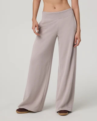 Vuori Sedona Midrise Wideleg Sweatpant | French Roast | Small | Vuori Clothing (US & Canada)