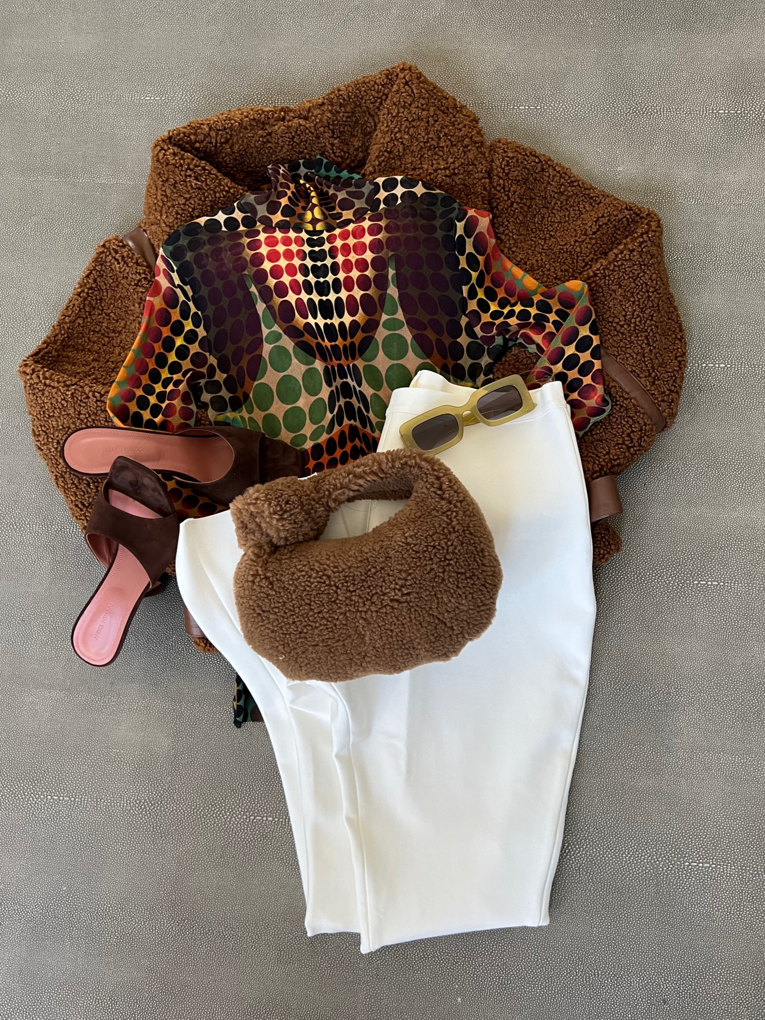 Fall Outfits are in full effect and I couldn’t wait to style my favorite House of CB pants with a cozy jacket! 

#LTKstyletip #LTKSeasonal #LTKshoecrush