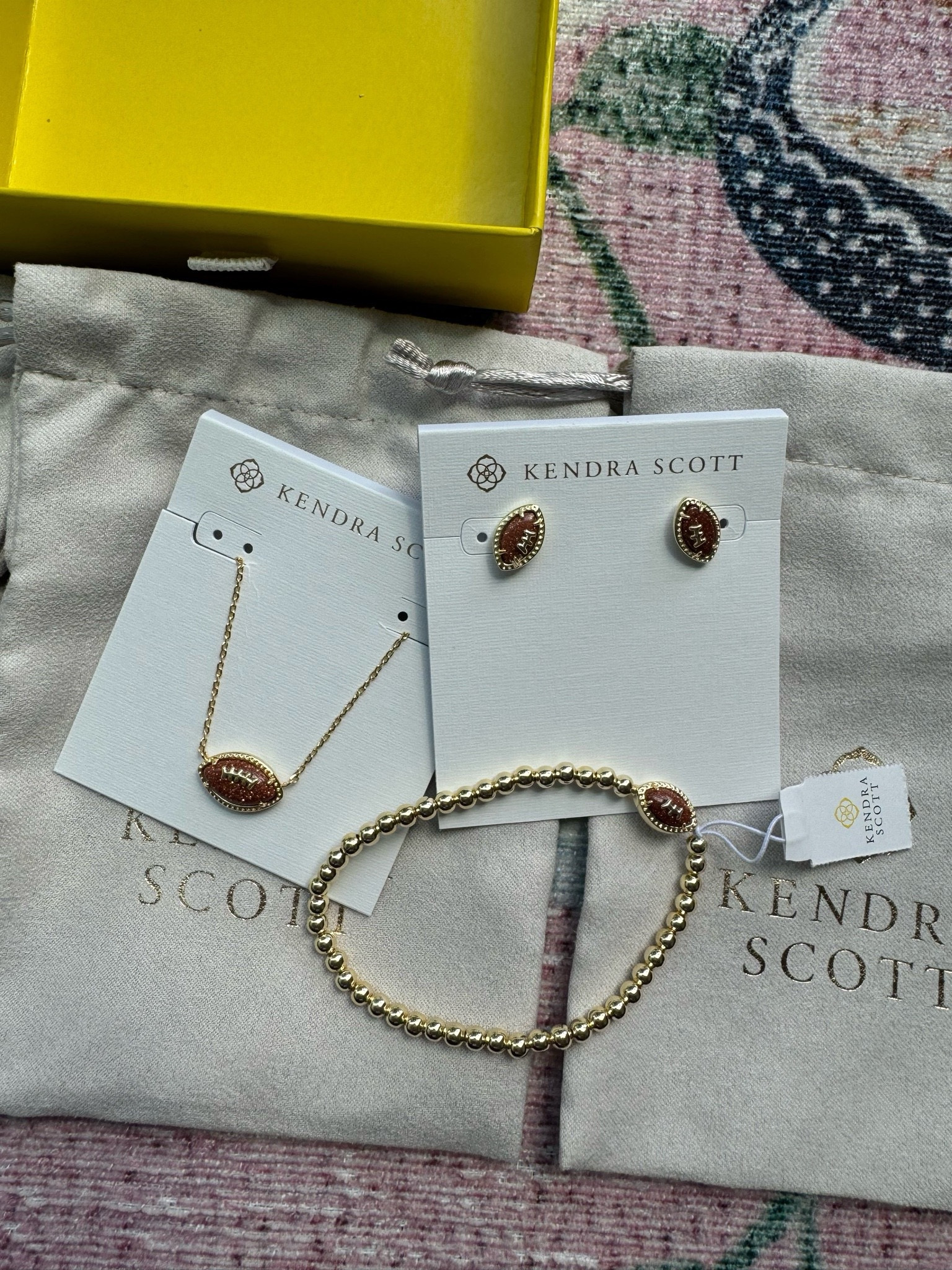 Kendra Scott football jewelry for fall!




#LTKFindsUnder100 #LTKSeasonal #LTKStyleTip