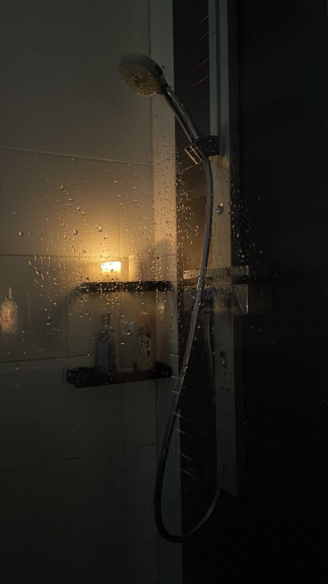 A dark shower or none at all
 
The Amber lamps we use in our showers and the bulbs that we use in our bedside lamps to help optimize our sleep
￼

#LTKmorningroutine #LTKdayinmylife