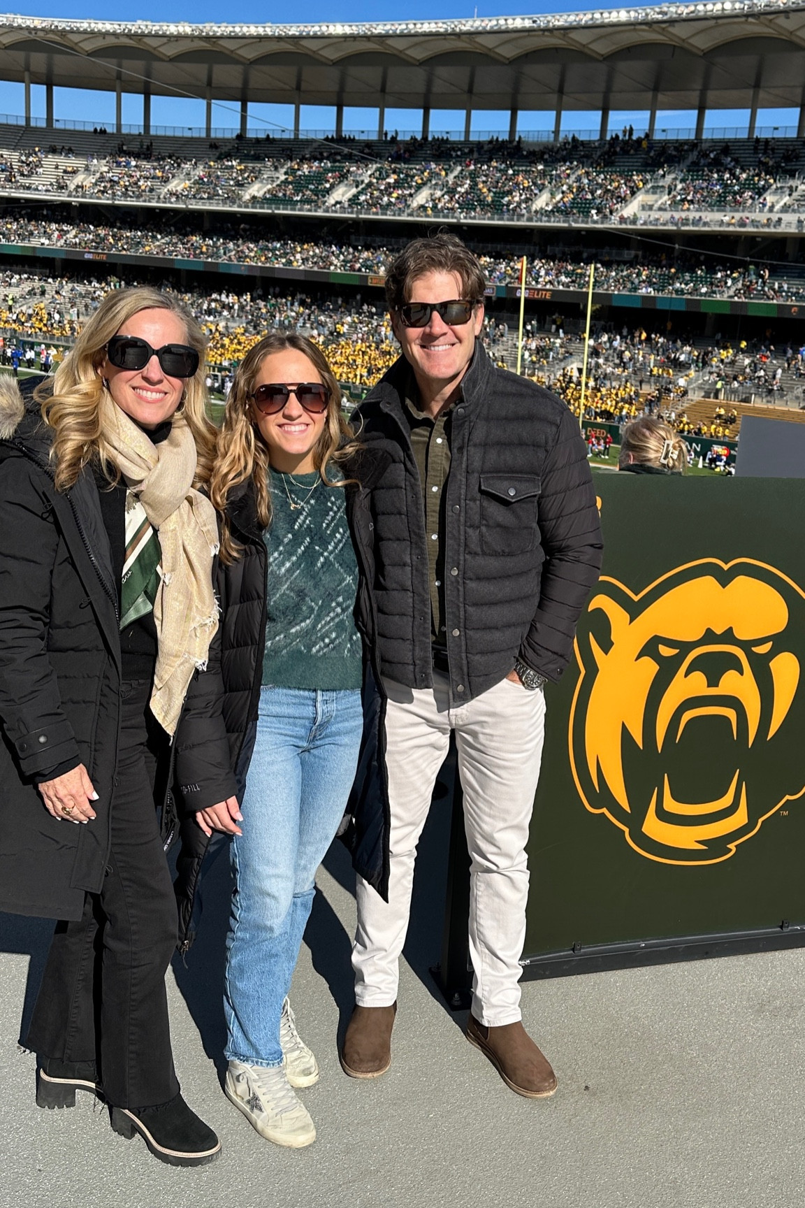 Game day and the best winter coats, sweaters and boots!

Black cashmere Sweater on Saks cyber offer 

Green sweater and black Jeans 30-50 % off at Avara 

Canada Goose coat 

#LTKGiftGuide #LTKHoliday #LTKCyberWeek