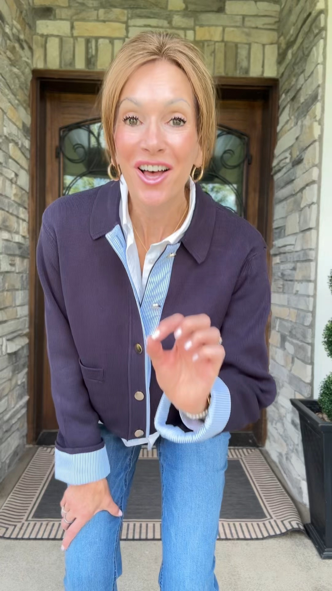 Feels and looks like JCrew price affordable 

Selling quickly. 

I grabbed a large. It fits, but definitely not snug which I like the medium would have fit, but been a closer fit.

Denim 29 tall/long
Buttondown shirt - medium 

Fall style
Teacher style

#LTKMidsize #LTKTall #LTKWorkwear