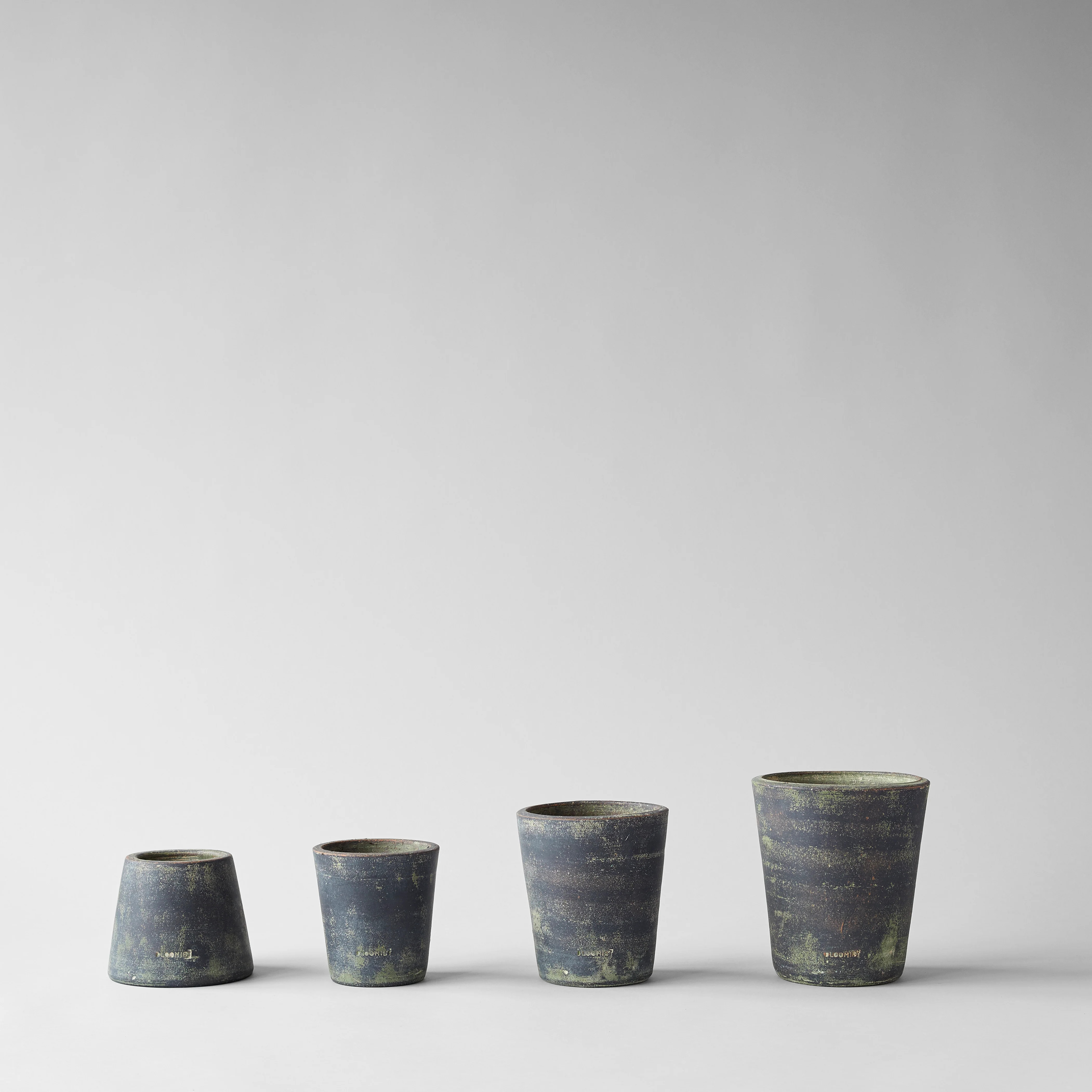 Basic Planter, Grey Patina | Bloomist