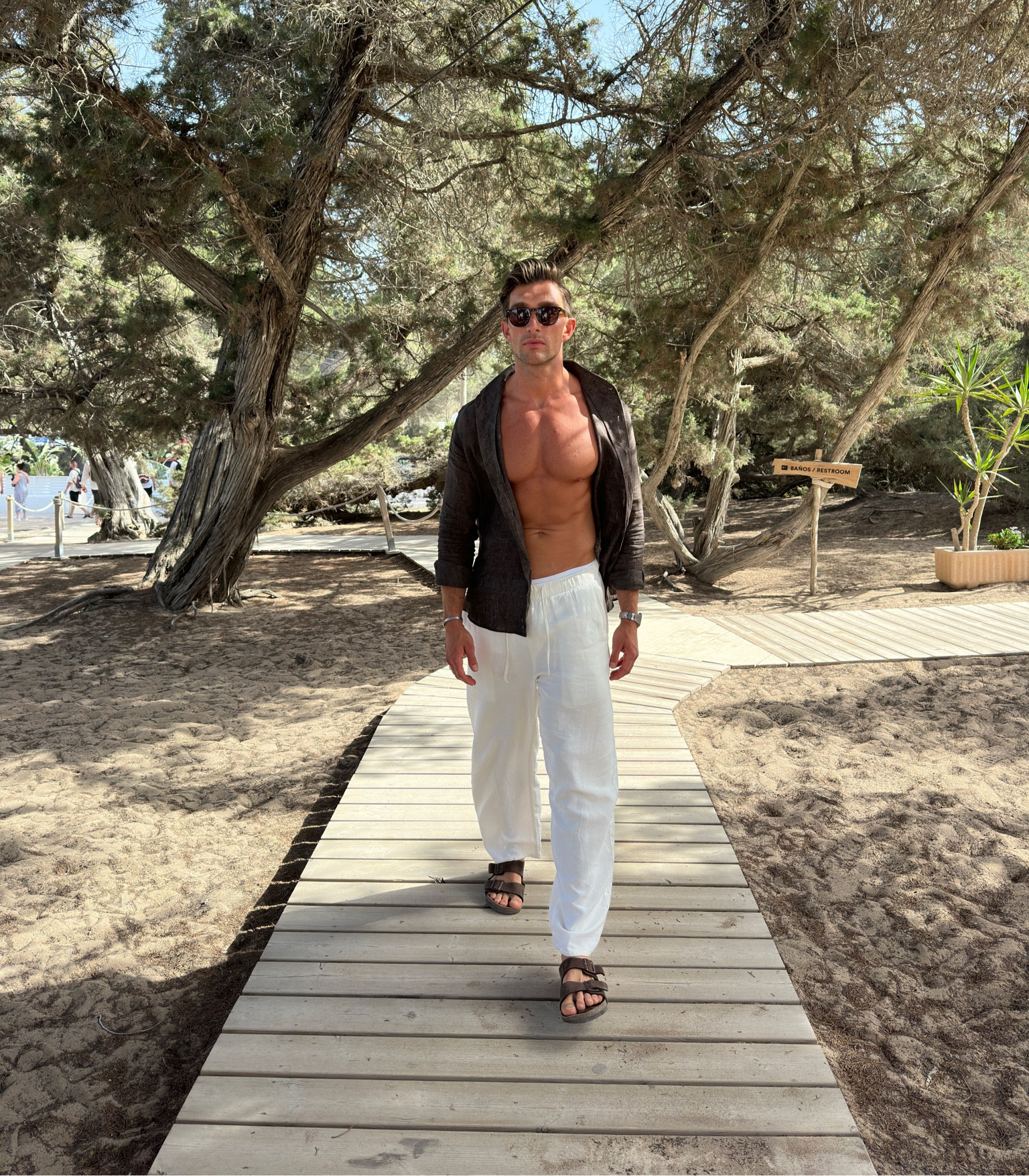 The best linen trousers for less than £30!!! 

#LTKmens #LTKeurope #LTKstyletip
