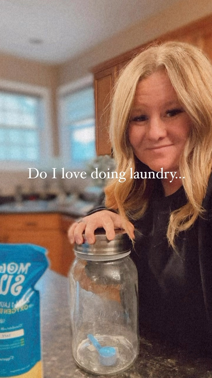 Loving this nontoxic laundry detergent so much. We’ve used it about a year now and it’s the only nontoxic brand I’ve found that truly makes my clothes feel clean! Linking my ✌🏼 favorite formulas!

#LTKHome #LTKVideo #LTKActive