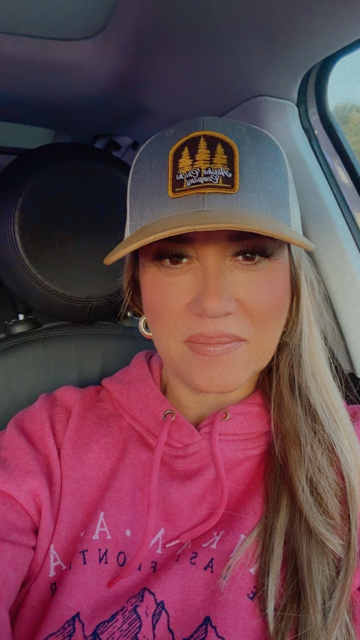 My weekend uniform isn’t complete without this 🧢

A good ball cap is my go-to every weekend—errands, road trips, or casual days. It pulls everything together, hides a bad hair day, and gives that effortless sporty-chic vibe.

Tap to shop my favorite caps + the ones I wear on repeat 🤍

#LTKStyle #LTKFinds #WeekendStyle #BallCapStyle #EffortlessChic #CasualOutfit #EverydayStyle #MomStyle #OnTheGo #SportyChic #AmazonFinds #OOTDInspo
