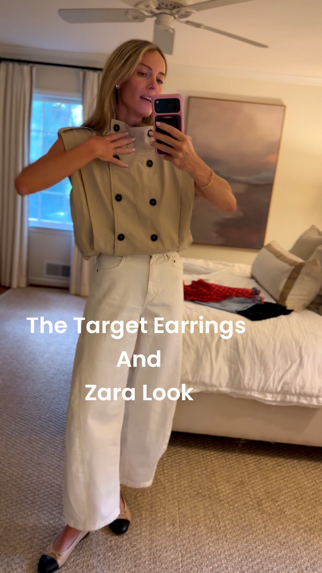 Size small and 26! The earrrings!!